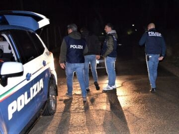 Seven young men arrested in Palermo for gang raping a woman