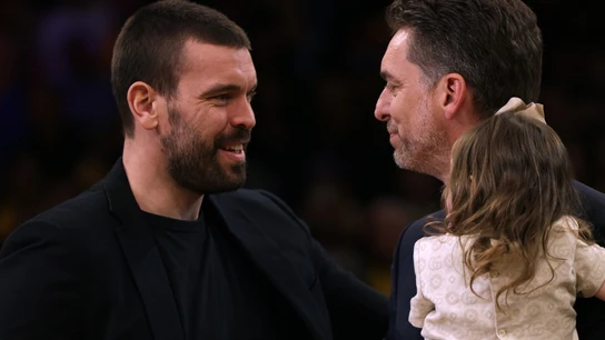 Marc Gasol, con su hermano Pau Marc Gasol, con su hermano Pau