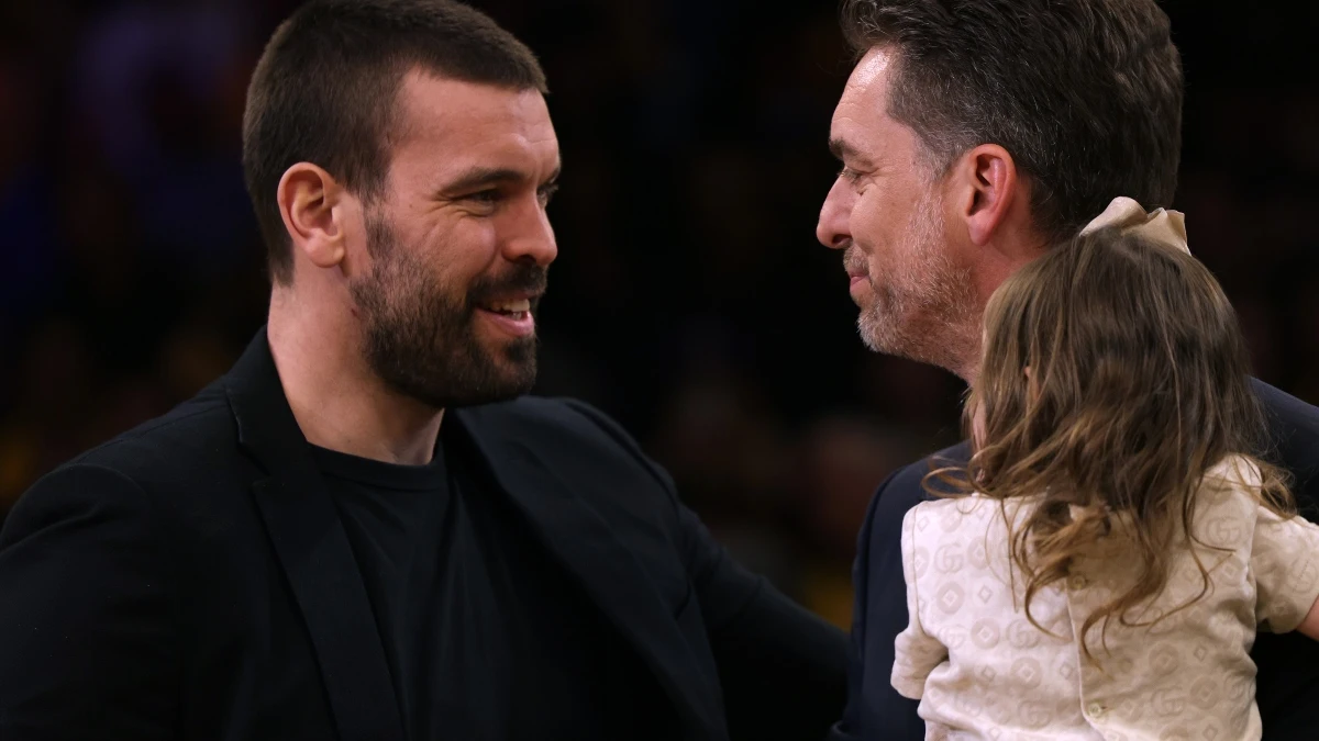 Marc Gasol, con su hermano Pau