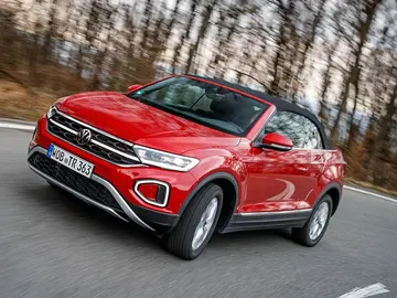 Es el único descapotable de su clase y ahora estrena nueva gama en España Es el único descapotable de su clase y ahora estrena nueva gama en España