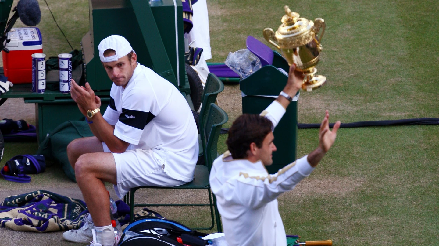 Roger Federer y Andy Roddick Roger Federer y Andy Roddick