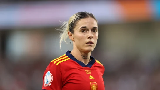 Mapi León, en un partido con España Mapi León, en un partido con España