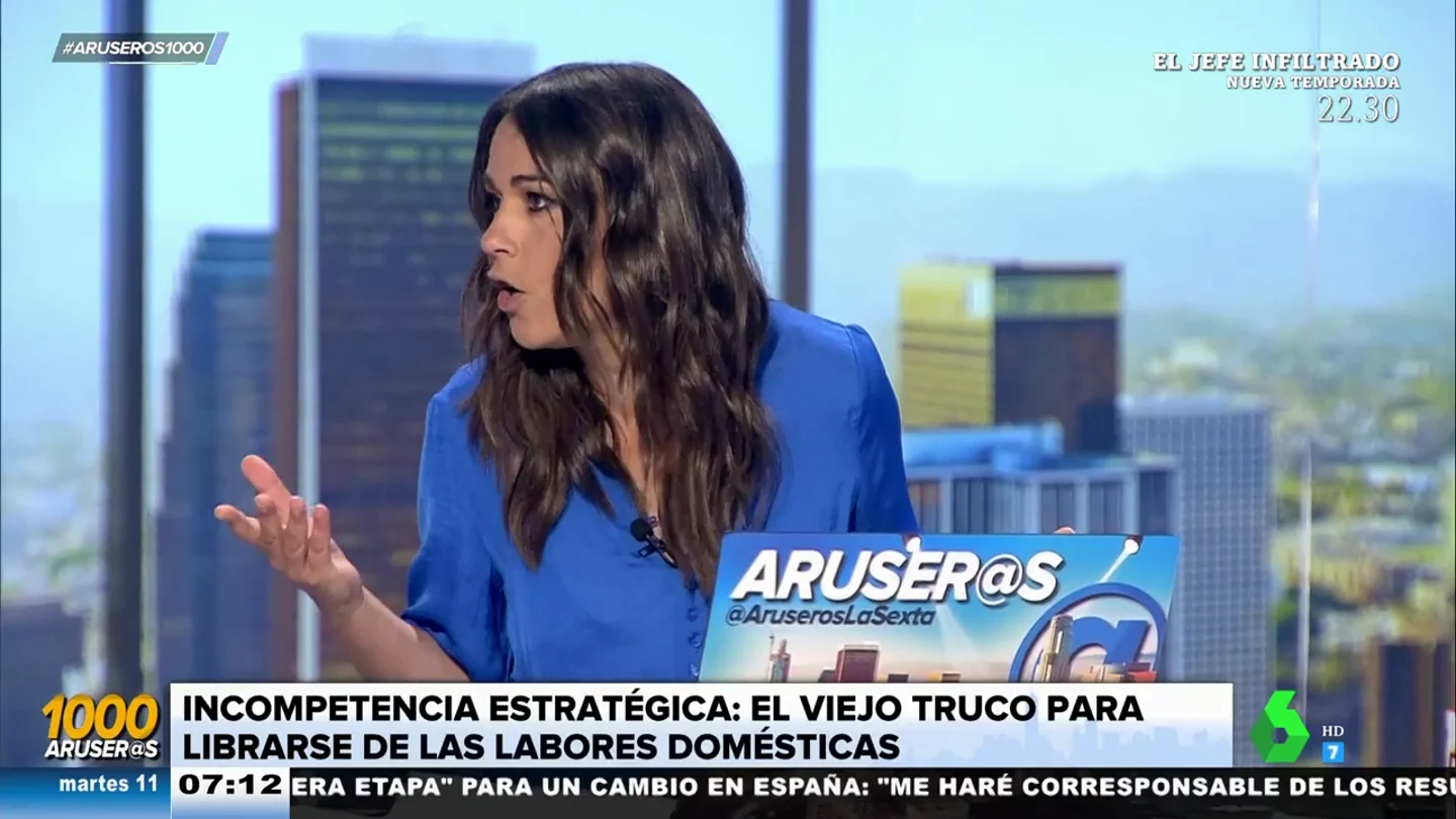 Patricia Benítez, sobre una compañera: "Nos envían fotos, en plan '¿cómo puedes ser tan marrana de dejar la ropa así?'" Patricia Benítez, sobre una compañera: "Nos envían fotos, en plan '¿cómo puedes ser tan marrana de dejar la ropa así?'"