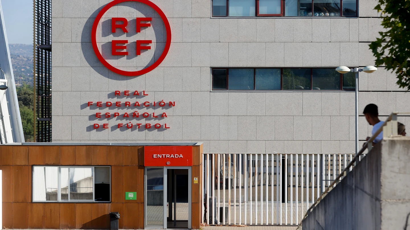 Sede de la Real Federación Española de Fútbol (RFEF) Sede de la Real Federación Española de Fútbol (RFEF)