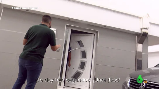 El tenso momento en el que el heredero del clan 'Los Nardis' amenaza a dos reporteros de Equipo de Investigación EQUIPO- El tenso momento en el que el heredero del clan 'Los Nardis' amenaza a dos reporteros de Equipo de Investigación