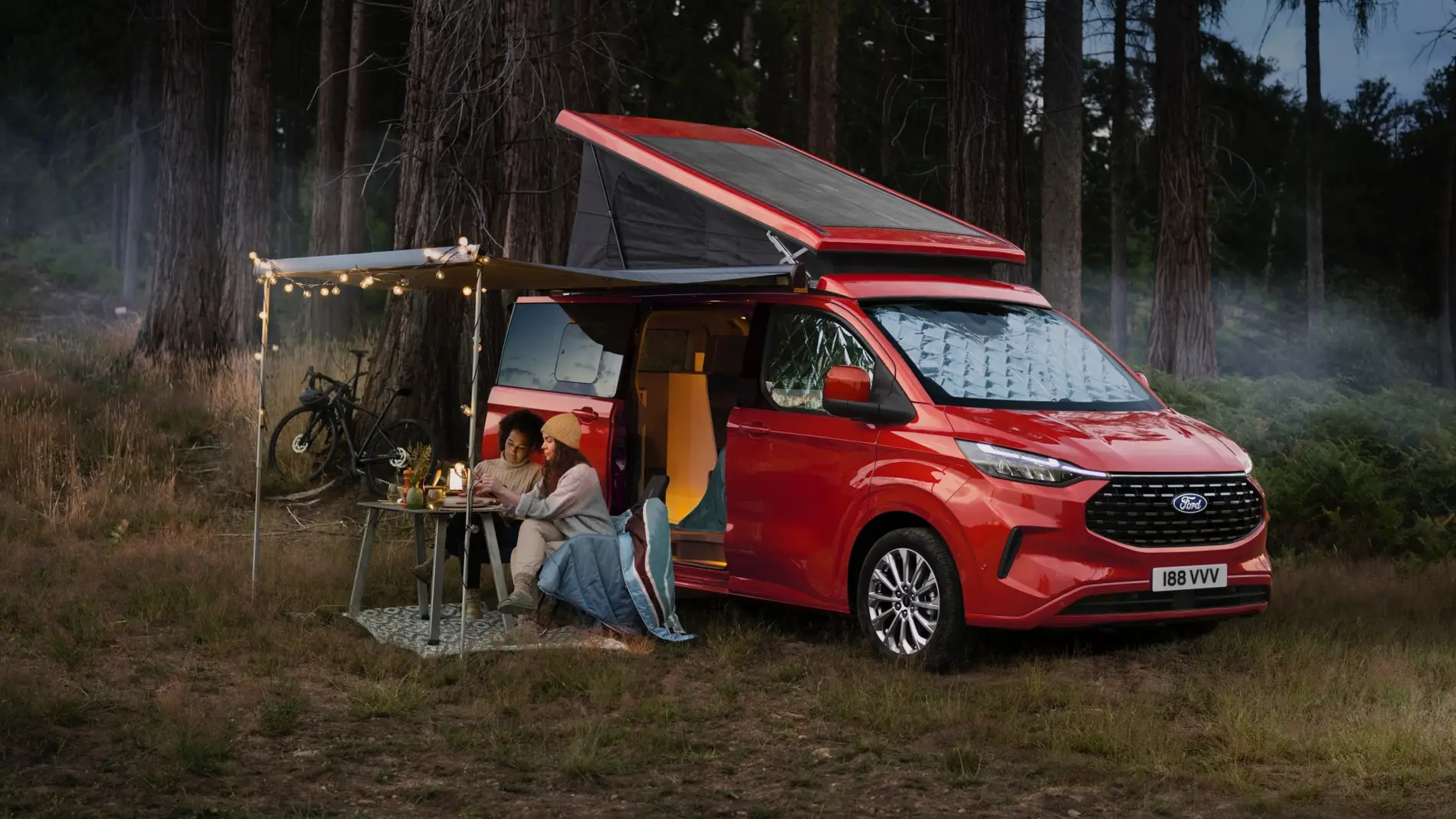 La última furgoneta 'camperizada' de Ford hará las delicias de los más  viajeros