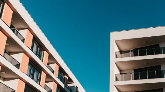  Qu&eacute; es una vivienda social y una vivienda protegida