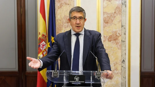 El portavoz socialista en el Congreso, Patxi López, en la sesión constitutiva de la Cámara Baja El portavoz socialista en el Congreso, Patxi López, en la sesión constitutiva de la Cámara Baja