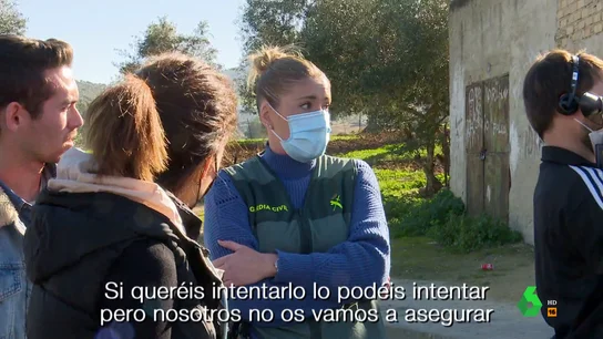 "No aseguramos que no corra peligro vuestra vida": la Guardia Civil alerta a Equipo de Investigación en el territorio del clan de 'Los Piños' "No aseguramos que no corra peligro vuestra vida": la Guardia Civil alerta a Equipo de Investigación en el territorio del clan de 'Los Piños'