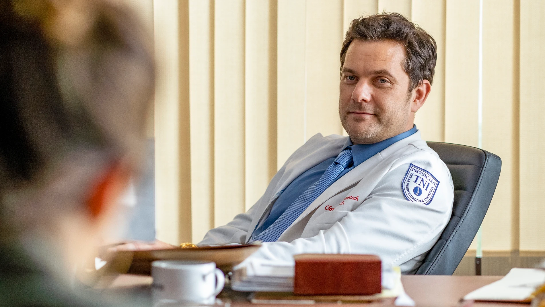 Joshua Jackson interpreta al médico Christopher Duntsch, condenado a cadena perpetua por su actuación en decenas de operaciones médicas.