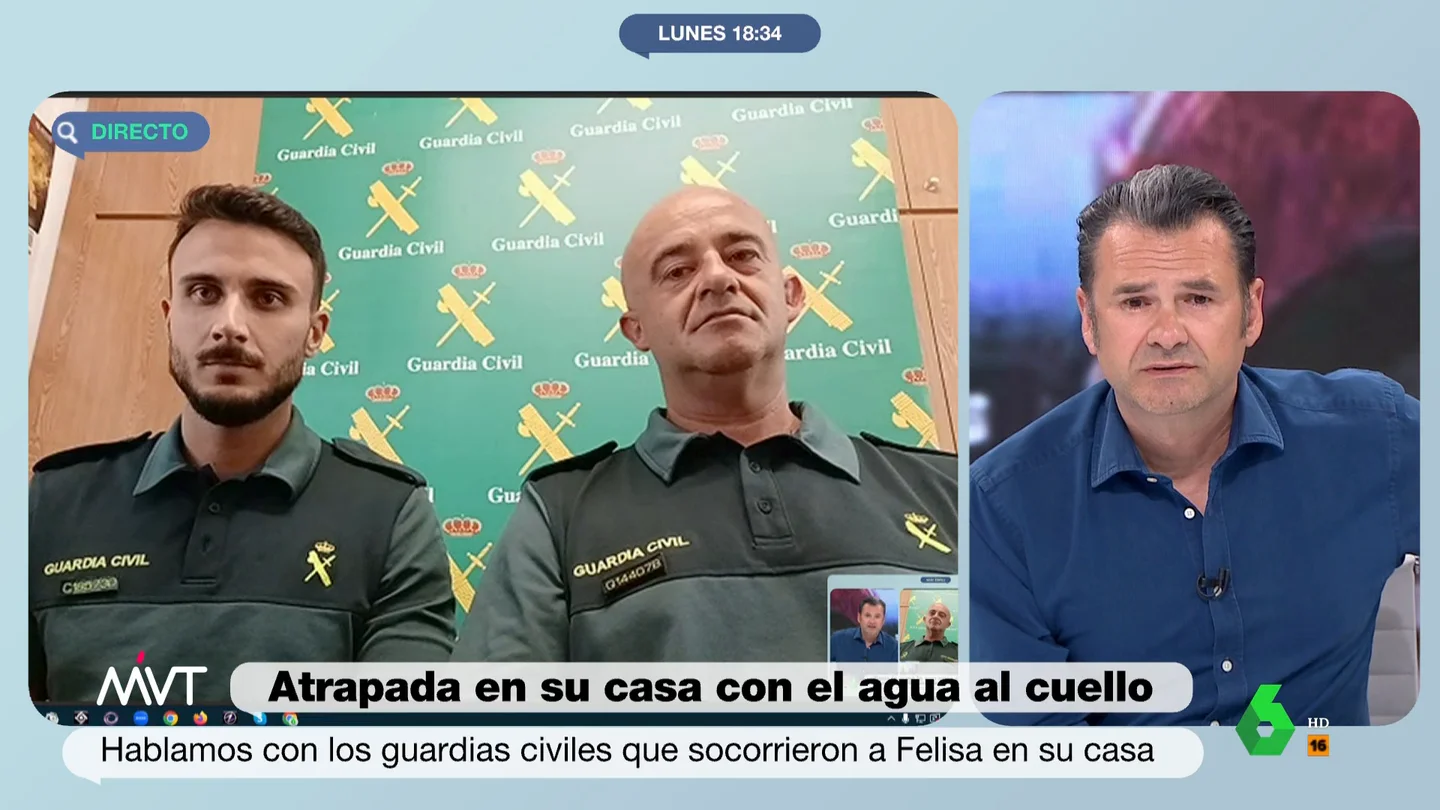 Hablan los agentes que rescataron a una anciana atrapada bajo los muebles de su casa inundada: "Solo pensamos en sacarla" Hablan los agentes que rescataron a una anciana atrapada bajo los muebles de su casa inundada: "Solo pensamos en sacarla"