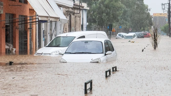 Grecia se enfrenta a un temporal histórico que podría ser 10 veces más fuerte que la DANA en España Grecia se enfrenta a un temporal histórico que podría ser 10 veces más fuerte que la DANA en España