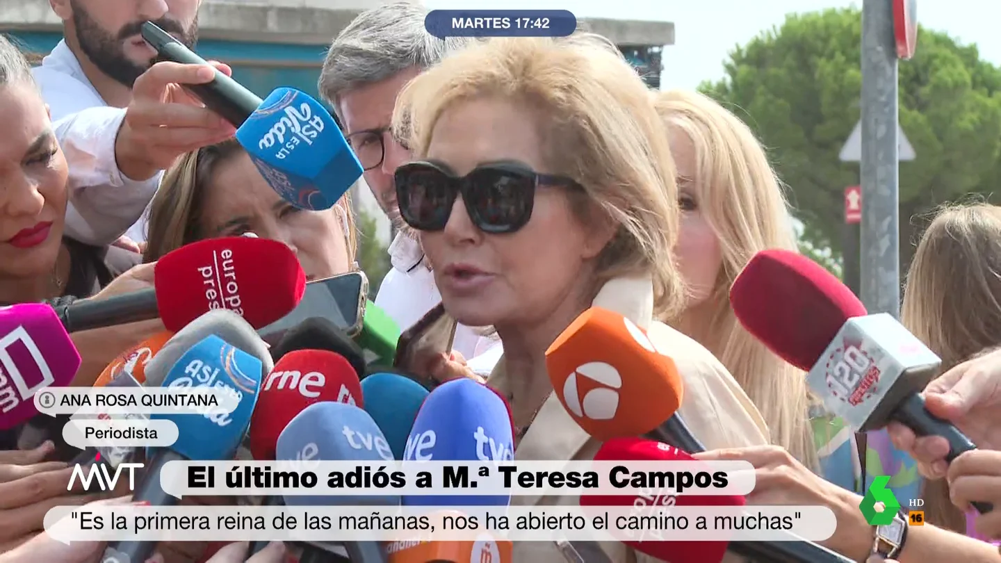 Ana Rosa Quintana se despide de María Teresa Campos: "Es la primera reina de las mañanas, nos ha abierto el camino a muchas" Ana Rosa Quintana se despide de María Teresa Campos: "Es la primera reina de las mañanas, nos ha abierto el camino a muchas"