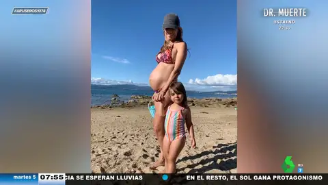 Paula del Fraile muestra sus fotos embarazada de vacaciones con José Yélamo y su hija: "Me he hartado de playa en Galicia"