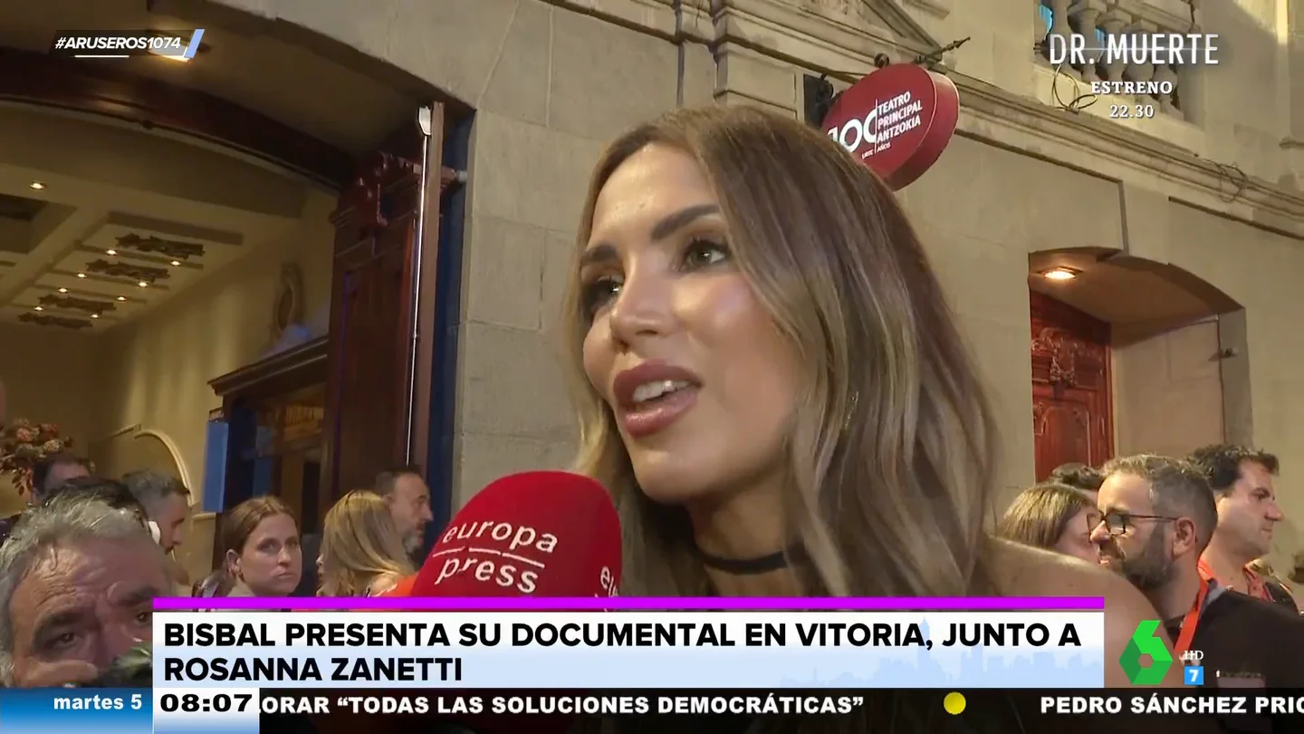 David Bisbal presenta su documental entre gestos de amor a Rosanna Zanetti David Bisbal presenta su documental entre gestos de amor a Rosanna Zanetti