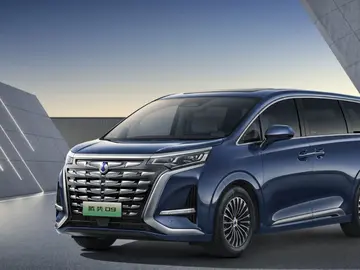 Denza D9: así es la reinvención del monovolumen de lujo por BYD y Mercedes-Benz Denza D9: así es la reinvención del monovolumen de lujo por BYD y Mercedes-Benz