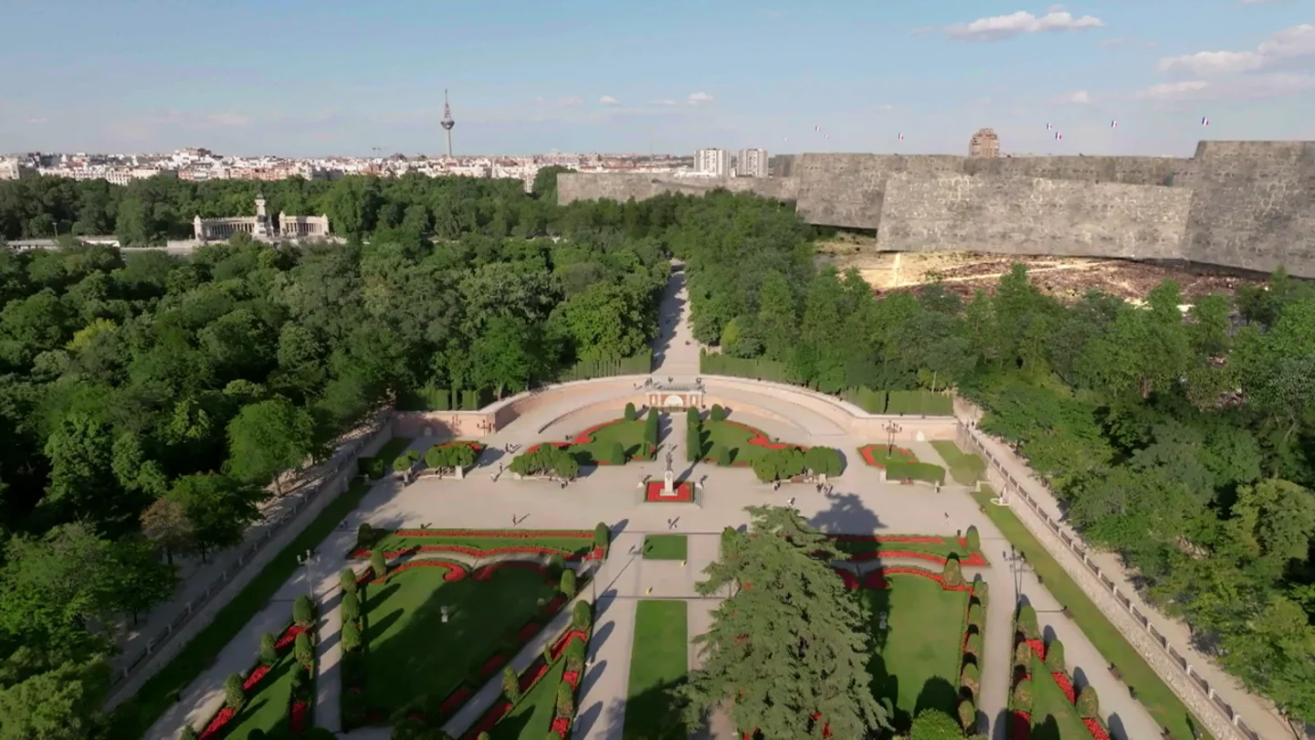 Cuando el Parque del Retiro fue una colonia francesa con fortaleza: así nos invadió Napoleón con la excusa de ocupar Portugal Cuando el Parque del Retiro fue una colonia francesa con fortaleza: así nos invadió Napoleón con la excusa de ocupar Portugal