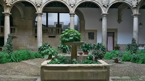 Patio. Palacio de Mirabel de Plasencia. Patio. Palacio de Mirabel de Plasencia.