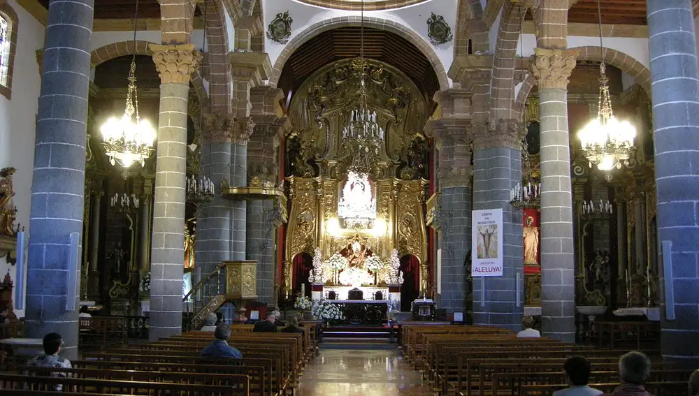 Interior de la Basílica de Nuestra Señora del Pino