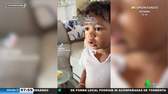 El tremendo sofocón que se lleva una niña al ver la peli de 'El rey león' por primera vez: así llora la muerte de Mufasa El tremendo sofocón que se lleva una niña al ver la peli de 'El rey león' por primera vez: así llora la muerte de Mufasa