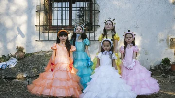 'La Mesías' cuenta también con un amplio elenco de pequeños intérpretes noveles. 'La Mesías' cuenta también con un amplio elenco de pequeños intérpretes noveles.