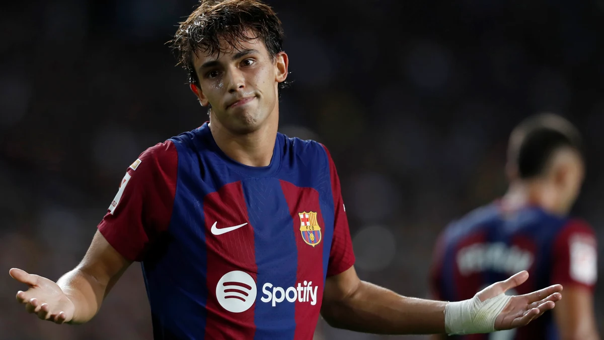 Joao Félix celebra un gol con el Barça