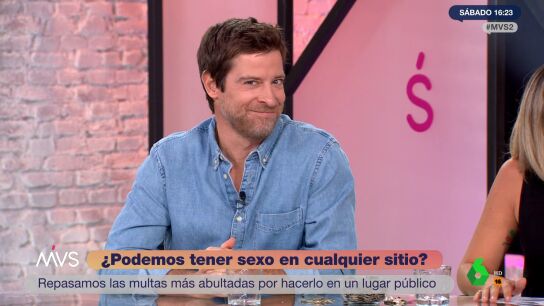 La confesi&oacute;n sobre el sexo en la playa del actor Manu Baqueiro 