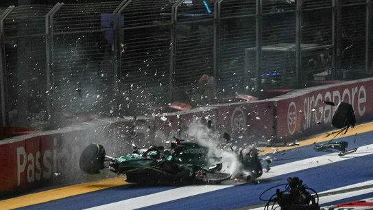 Así quedó el coche de Lance Stroll en Marina Bay Así quedó el coche de Lance Stroll en Marina Bay