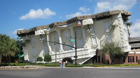 WonderWorks (Orlando, Florida) WonderWorks (Orlando, Florida)