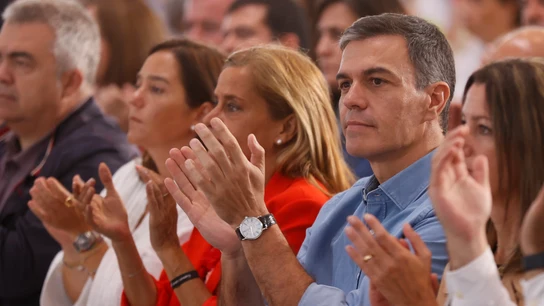 El presidente del Gobierno en funciones, Pedro Sánchez, en Oroso (A Coruña) El presidente del Gobierno en funciones, Pedro Sánchez, en Oroso (A Coruña)