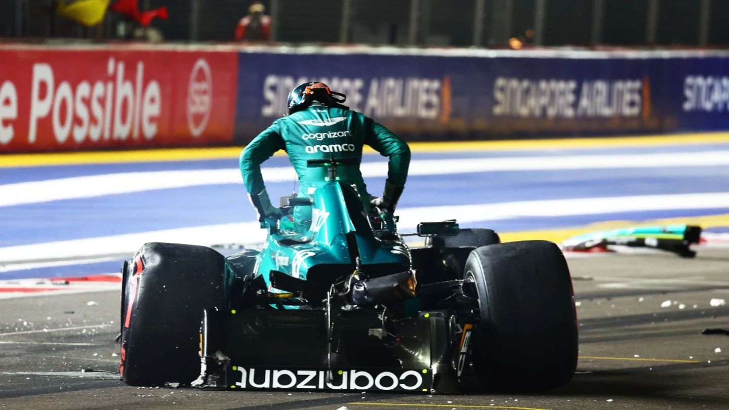 Lance Stroll, tras su accidente en Marina Bay Lance Stroll, tras su accidente en Marina Bay