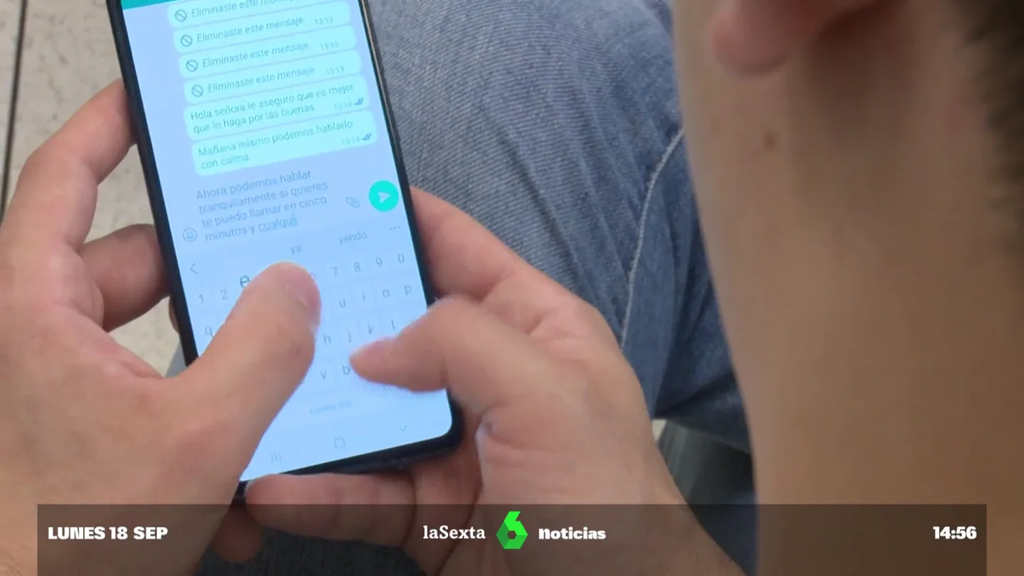 La Policía identifica a varios menores por difundir desnudos falsos de menores con inteligencia artificial La Policía identifica a varios menores por difundir desnudos falsos de menores con inteligencia artificial