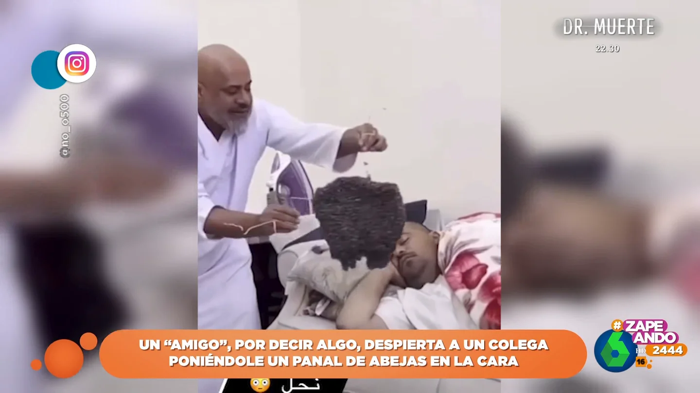La arriesgada broma con la que un hombre se propone despertar a un amigo La arriesgada broma con la que un hombre se propone despertar a un amigo