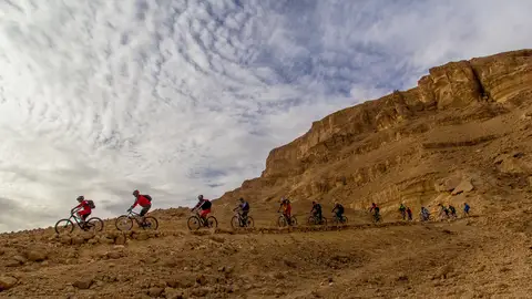 Rutas en bicicleta por el desierto del Negev Rutas en bicicleta por el desierto del Negev