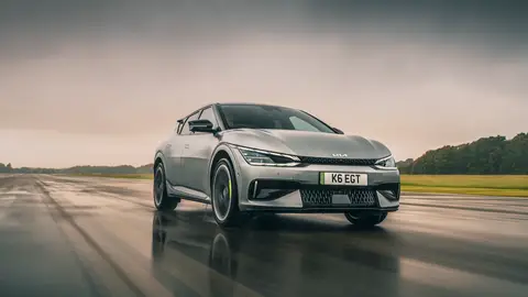 Probamos el KIA EV6 GT: un SUV eléctrico con modo 'drift' que puede comerse a muchos superdeportivos KIA EV6 GT