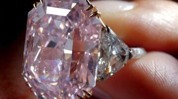 Identifican un factor clave para encontrar diamantes rosas en la superficie terrestre