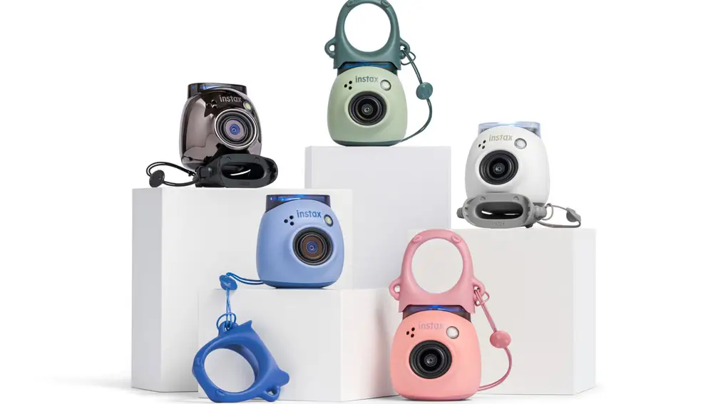 INSTAX Pal, Fujifilm lanza su cámara más compacta y divertida hasta el  momento