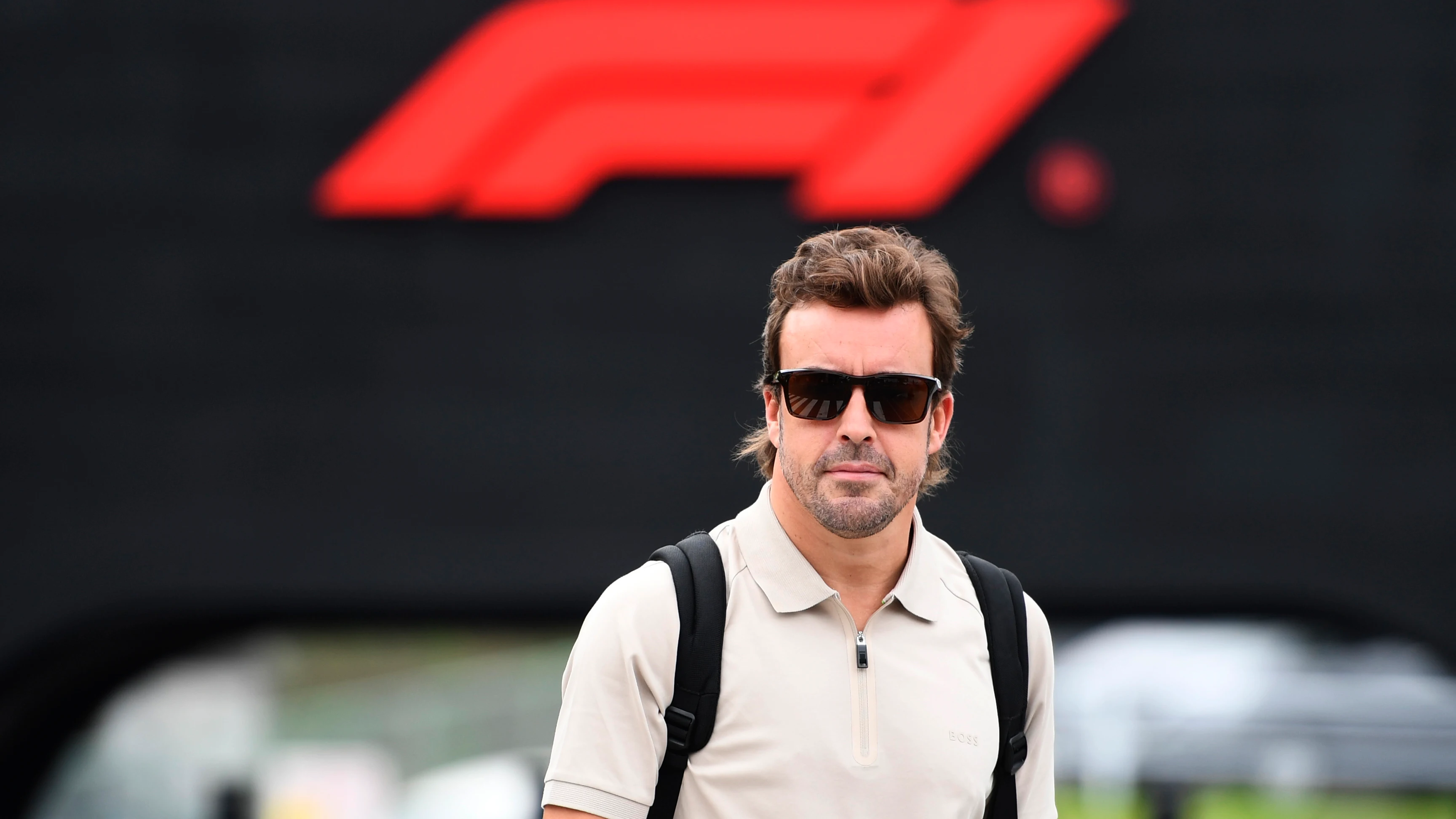 Fernando Alonso llegando al GP de Japón