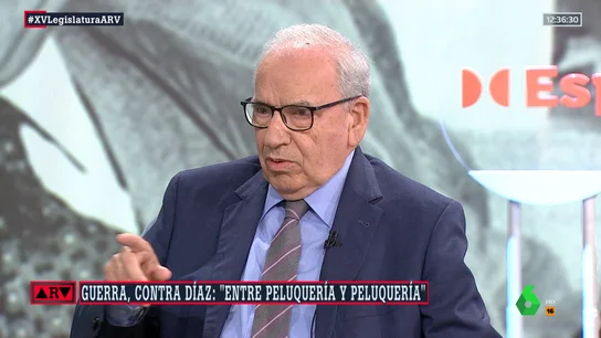 Alfonso Guerra desata la polémica con una crítica machista a Yolanda Díaz: "Le habrá dado tiempo entre una peluquería y otra" Alfonso Guerra desata la polémica con una crítica machista a Yolanda Díaz: "Le habrá dado tiempo entre una peluquería y otra"