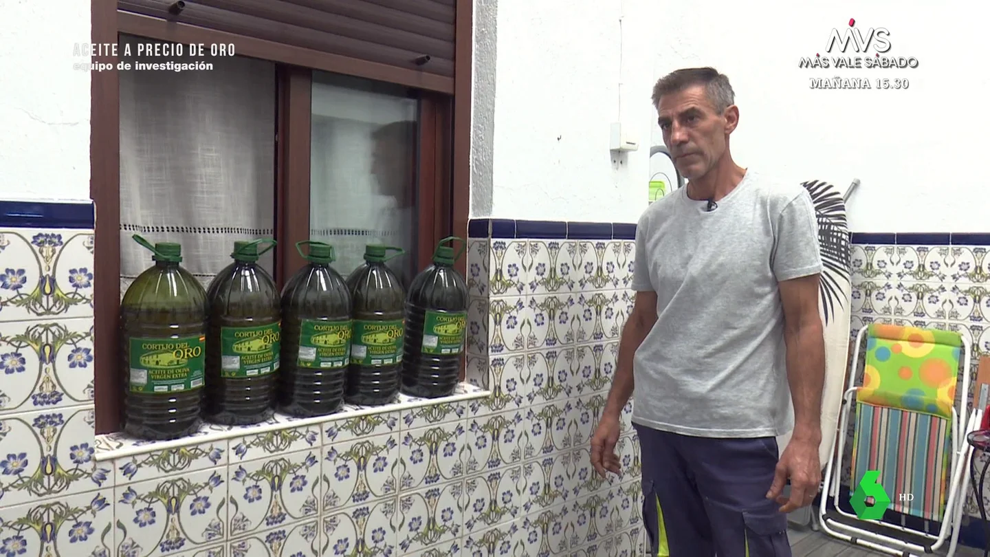 Fraude en la venta de aceite de oliva: así dio la Guardia Civil con los vendedores de un óleo no apto para el consumo Fraude en la venta de aceite de oliva: así dio la Guardia Civil con los vendedores de un óleo no apto para el consumo