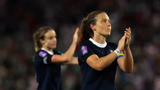 Rachel Corsie, capitana de Escocia, con el brazalete reivindicativo de España Rachel Corsie, capitana de Escocia, con el brazalete reivindicativo de España