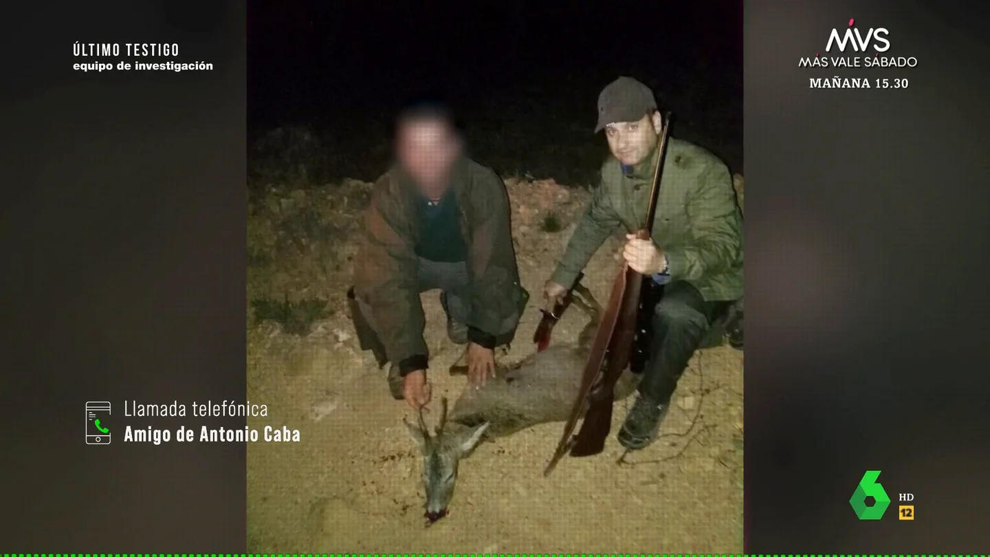 Cacerías, armas y "buenos coches", las caras aficiones de Antonio Caba: "Le gusta mucho aparentar" Cacerías, armas y "buenos coches", las caras aficiones de Antonio Caba: "Le gusta mucho aparentar"