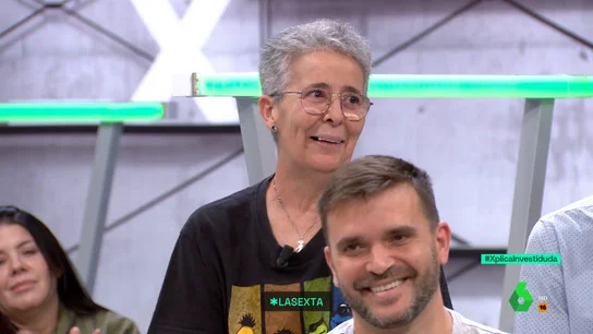 La divertida reacción de una camarera de piso al ver el 'outfit' de 10.000 euros de un influencer: se gana los aplausos del público La divertida reacción de una camarera de piso al ver el 'outfit' de 10.000 euros de un influencer: se gana los aplausos del público