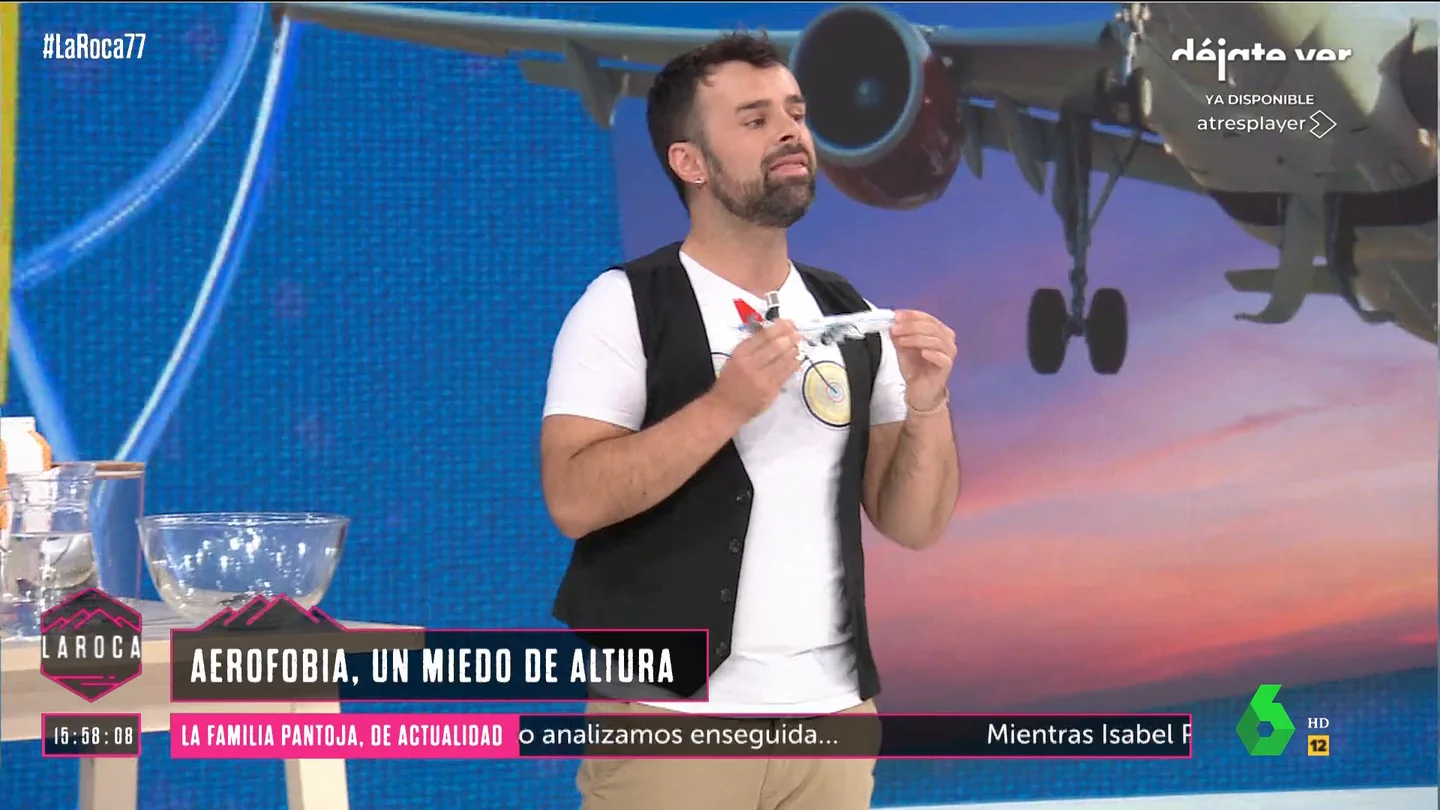 ¿Cómo vuela un avión? Ricardo Moure desvela que la clave está en la forma de sus alas ¿Cómo vuela un avión? Ricardo Moure desvela que la clave está en la forma de sus alas