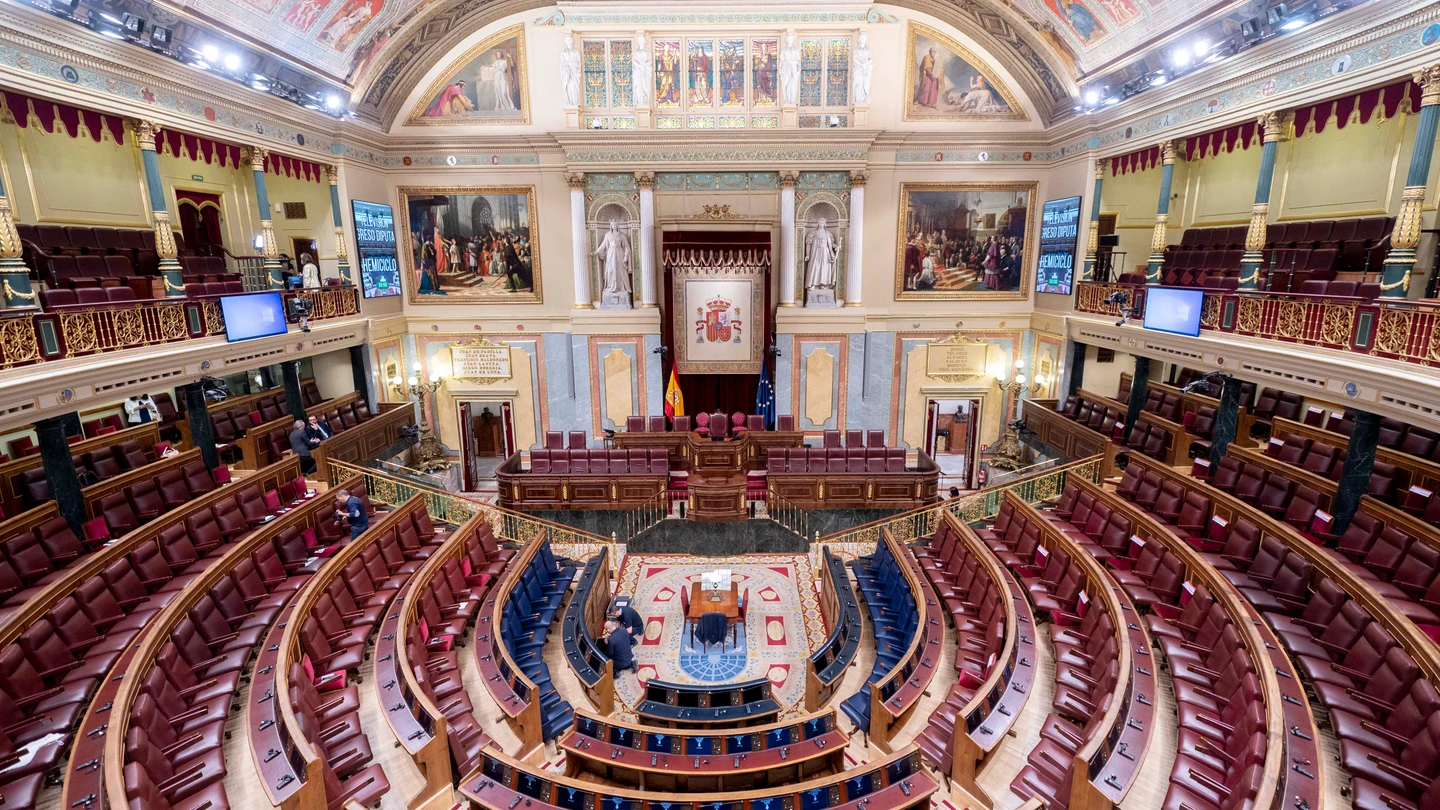 Una imagen del hemiciclo del Congreso de los Diputados visto desde arriba Una imagen del hemiciclo del Congreso de los Diputados visto desde arriba