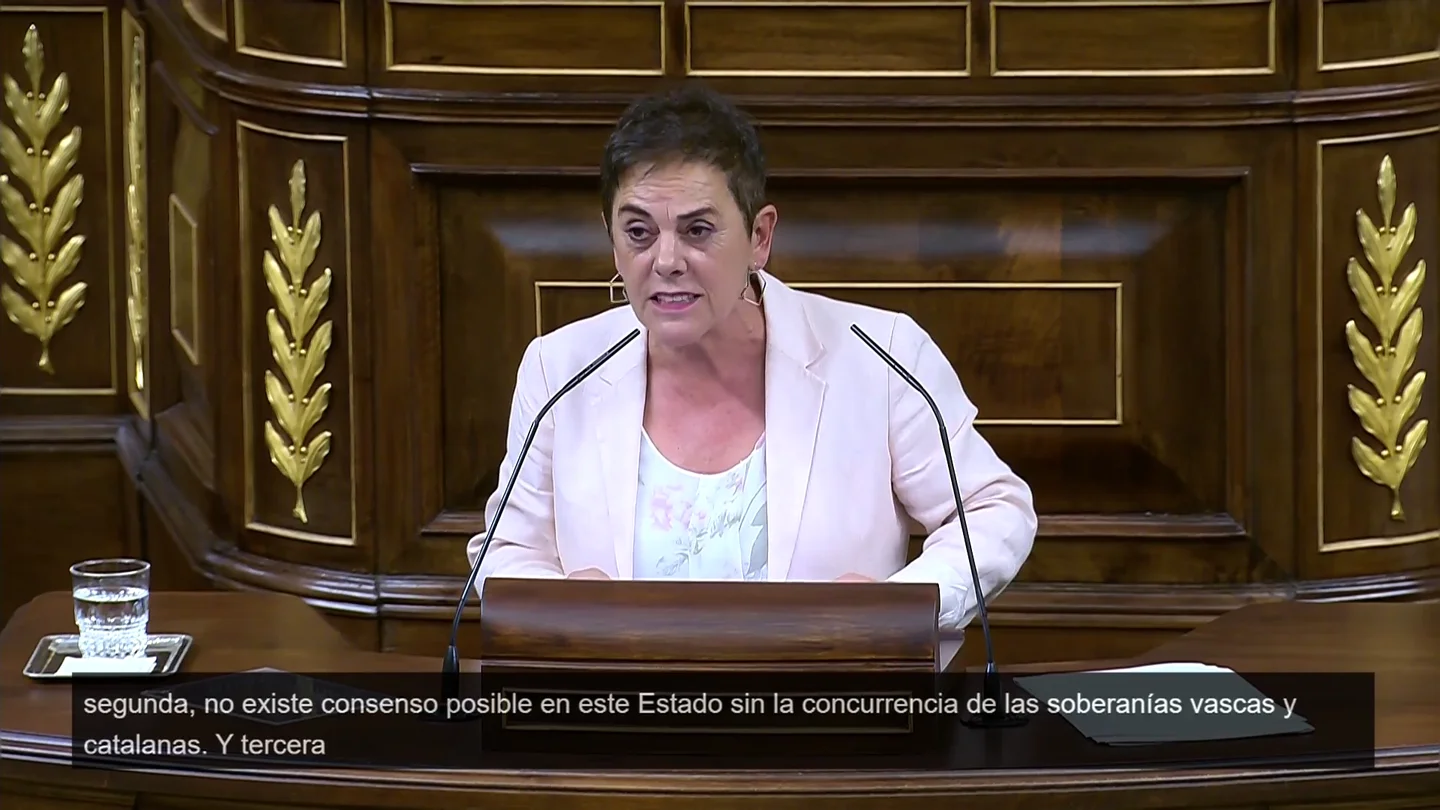 Mertxe Aizpurúa, en el debate de investidura en el Congreso Mertxe Aizpurúa, en el debate de investidura en el Congreso
