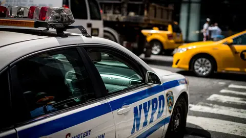 Estados Unidos pone a prueba una app para multar por videollamada y evitar tiroteos Estados Unidos pone a prueba una app para multar por videollamada y evitar tiroteos