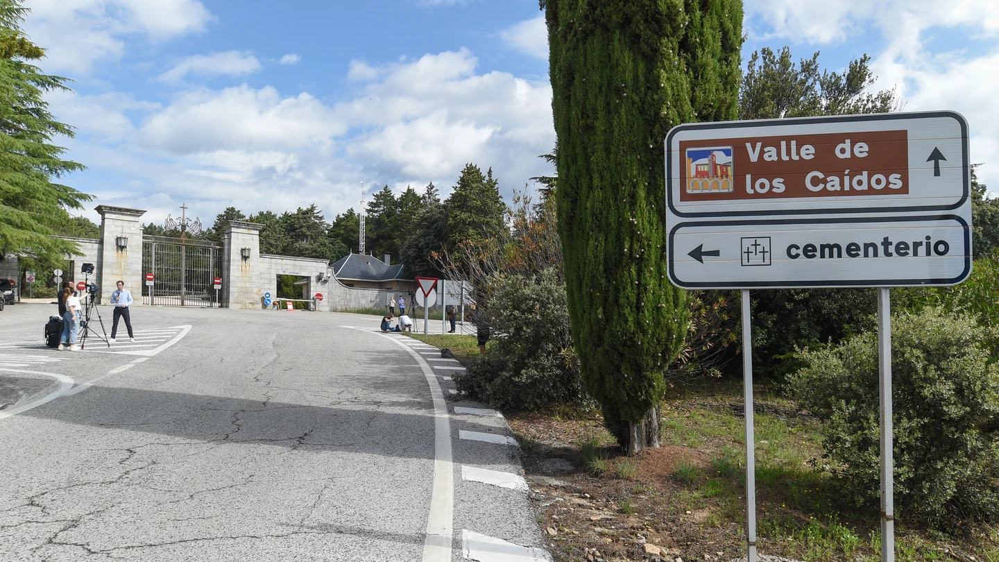 La Fiscalía rechaza paralizar las exhumaciones en el Valle de Cuelgamuros La Fiscalía rechaza paralizar las exhumaciones en el Valle de Cuelgamuros