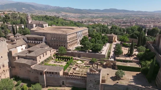El milagro de la Alhambra: cómo es posible que siga en pie con materiales pobres para su construcción El milagro de la Alhambra: cómo es posible que siga en pie con materiales pobres para su construcción