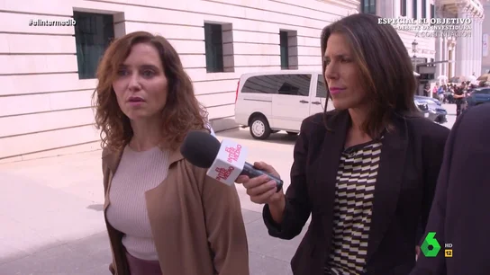 La extraña reacción de Ayuso cuando María Avizanda le dice que Feijóo ha hablado con Puigdemont La extraña reacción de Ayuso cuando María Avizanda le dice que Feijóo ha hablado con Puigdemont